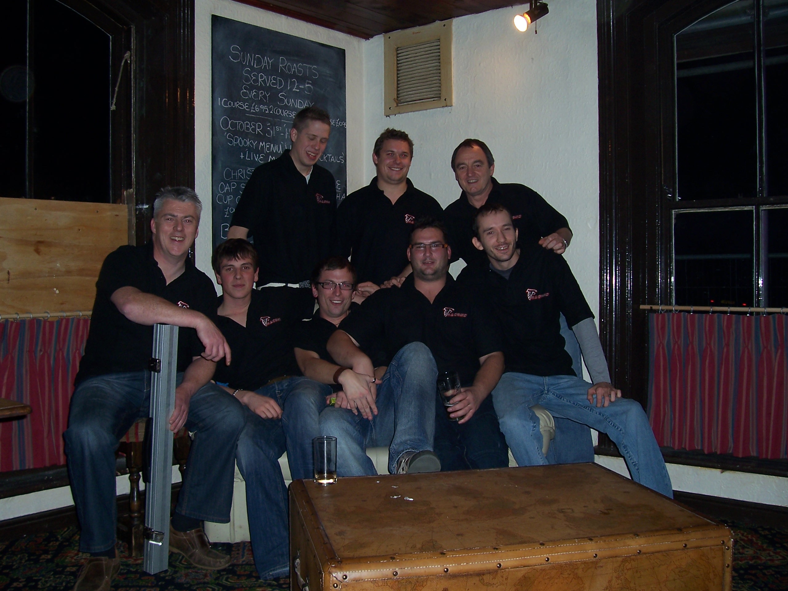 teamphoto001.jpg